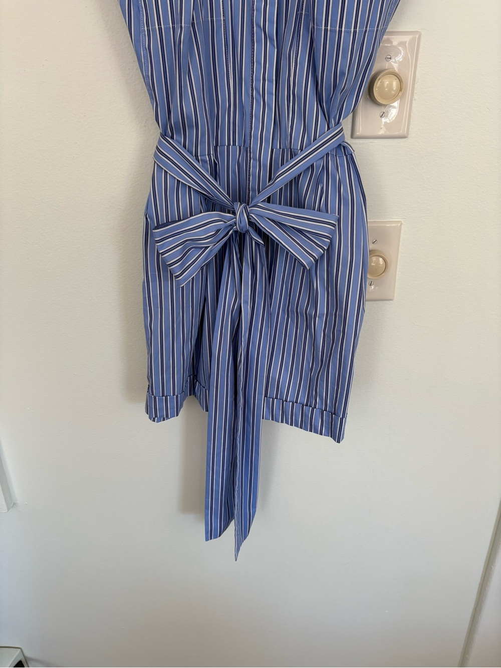 VICI || Adeline Pinstripe Tie Waist Romper Belted Poplin Striped Blue S NWOT - Picture 4 of 11